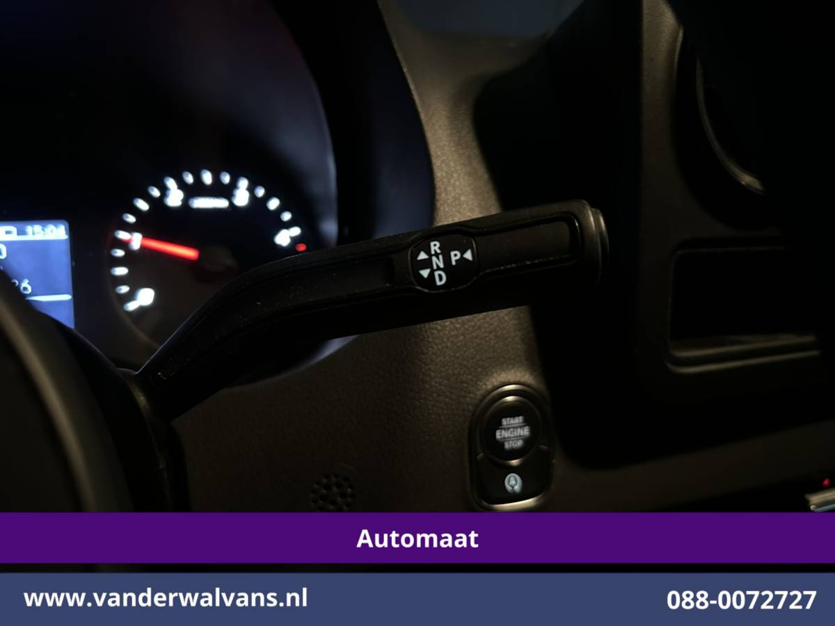 Mercedes-Benz Sprinter Mercedes-Benz Sprinter 317 CDI 170pk 9G-Tronic Automaat 3500kg Trekhaak L3H2 Euro6 Airco | Camera | Navigatie | Apple Carplay Android Auto, Bijrijdersbank
