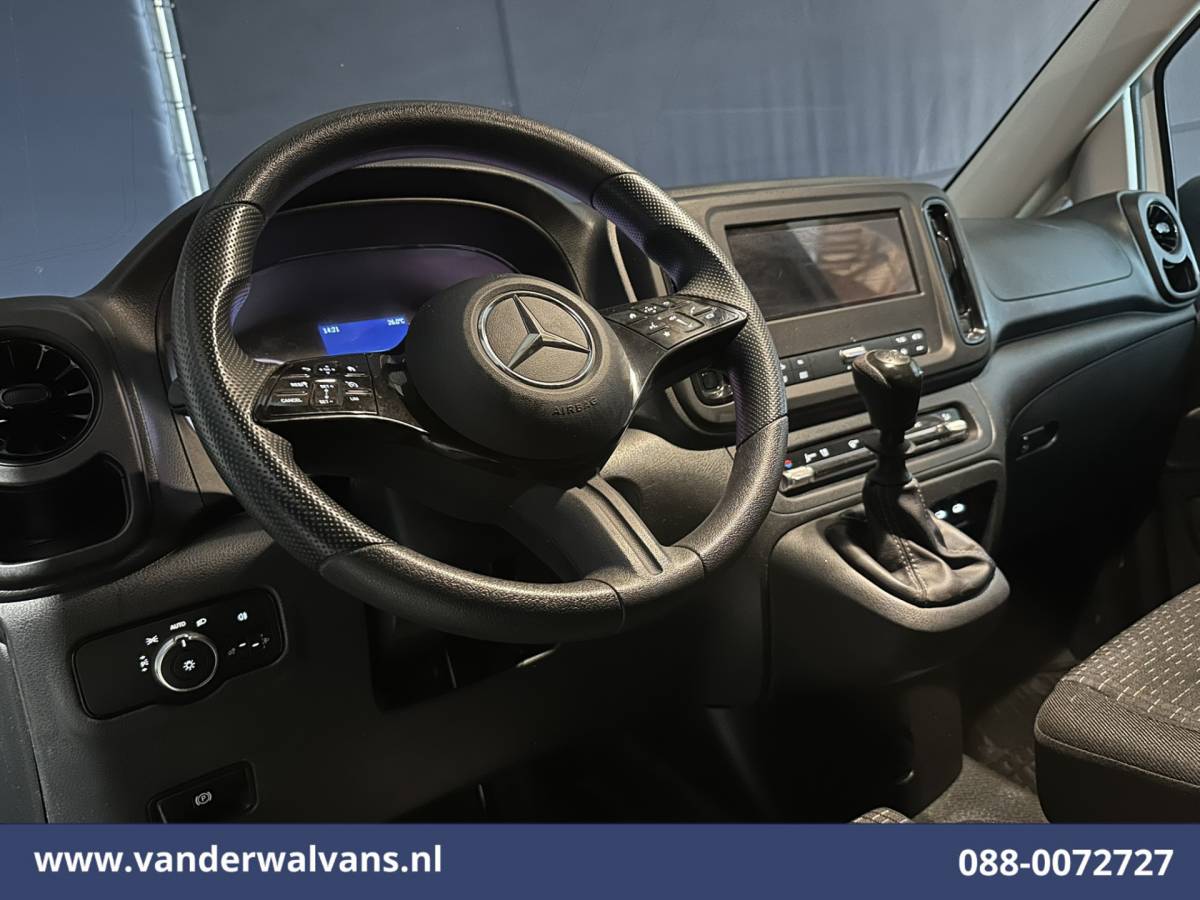 Mercedes-Benz Vito Mercedes-Benz Vito 116 CDI 164pk L2H1 2025 Model Euro6 Airco | Camera | XXL MBUX | Navigatie | Adaptieve Cruisecontrol | Stoelverwarming Parkeersensoren, Bijrijdersbank