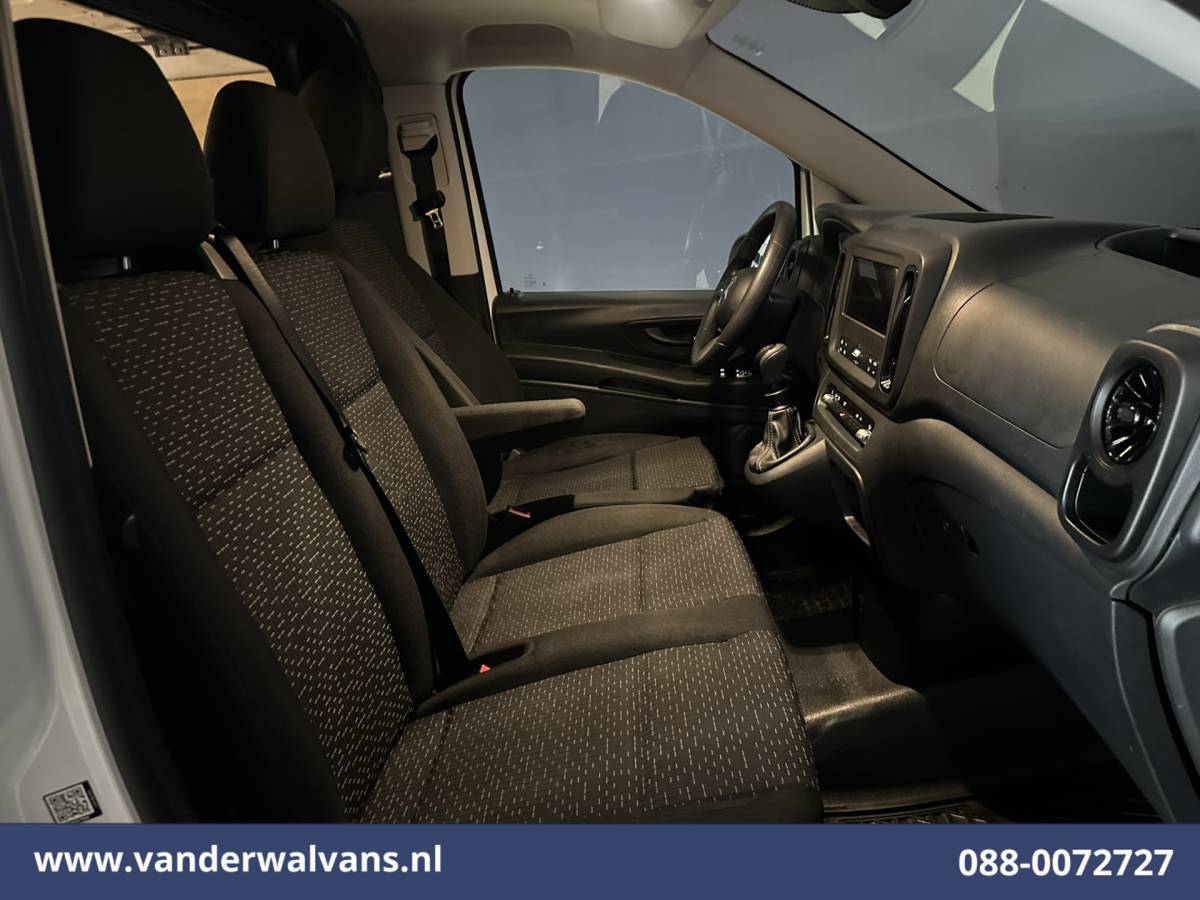 Mercedes-Benz Vito Mercedes-Benz Vito 116 CDI 164pk L2H1 2025 Model Euro6 Airco | Camera | XXL MBUX | Navigatie | Adaptieve Cruisecontrol | Stoelverwarming Parkeersensoren, Bijrijdersbank