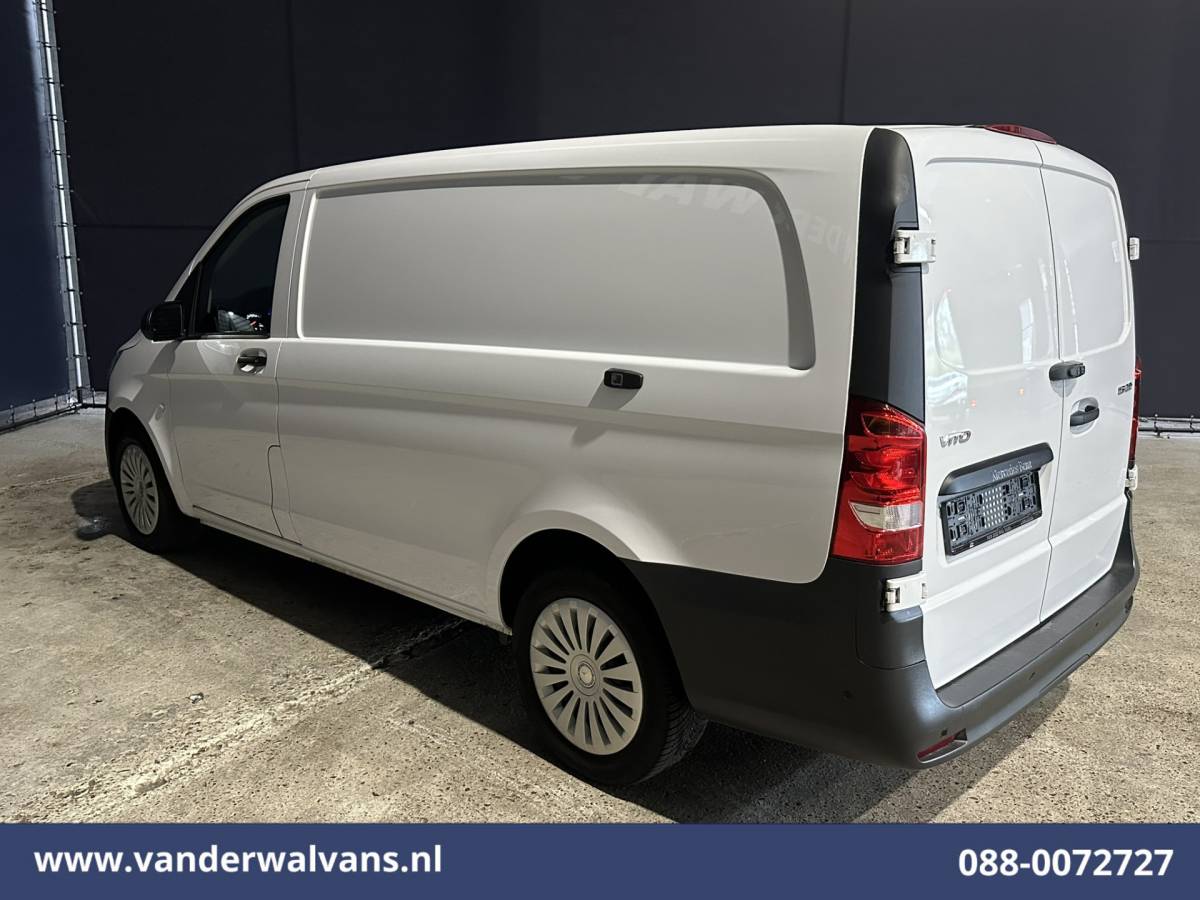 Mercedes-Benz Vito Mercedes-Benz Vito 116 CDI 164pk L2H1 2025 Model Euro6 Airco | Camera | XXL MBUX | Navigatie | Adaptieve Cruisecontrol | Stoelverwarming Parkeersensoren, Bijrijdersbank