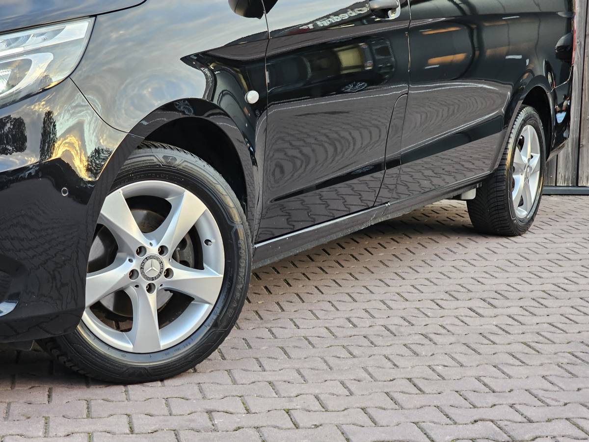 Mercedes-Benz Vito Mercedes-Benz Vito 116 CDI Lang DC Comfort Automaat | LED | Standkachel | Camera | Stoelverwarming | Leder | Trekhaak | Keyless | Blind Spot | Lane assist |