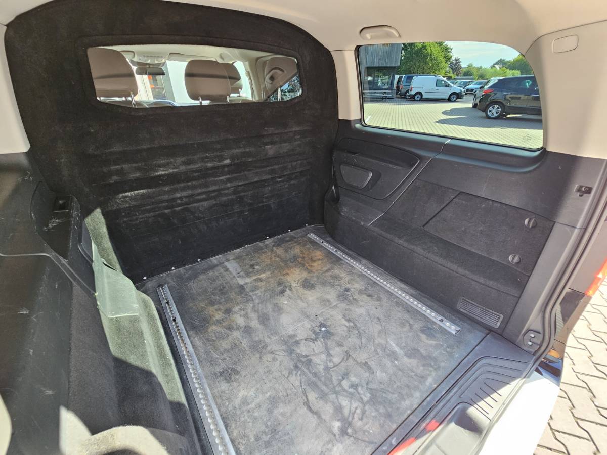 Mercedes-Benz Vito Mercedes-Benz Vito 116 CDI Lang DC Comfort Automaat | LED | Standkachel | Camera | Stoelverwarming | Leder | Trekhaak | Keyless | Blind Spot | Lane assist |