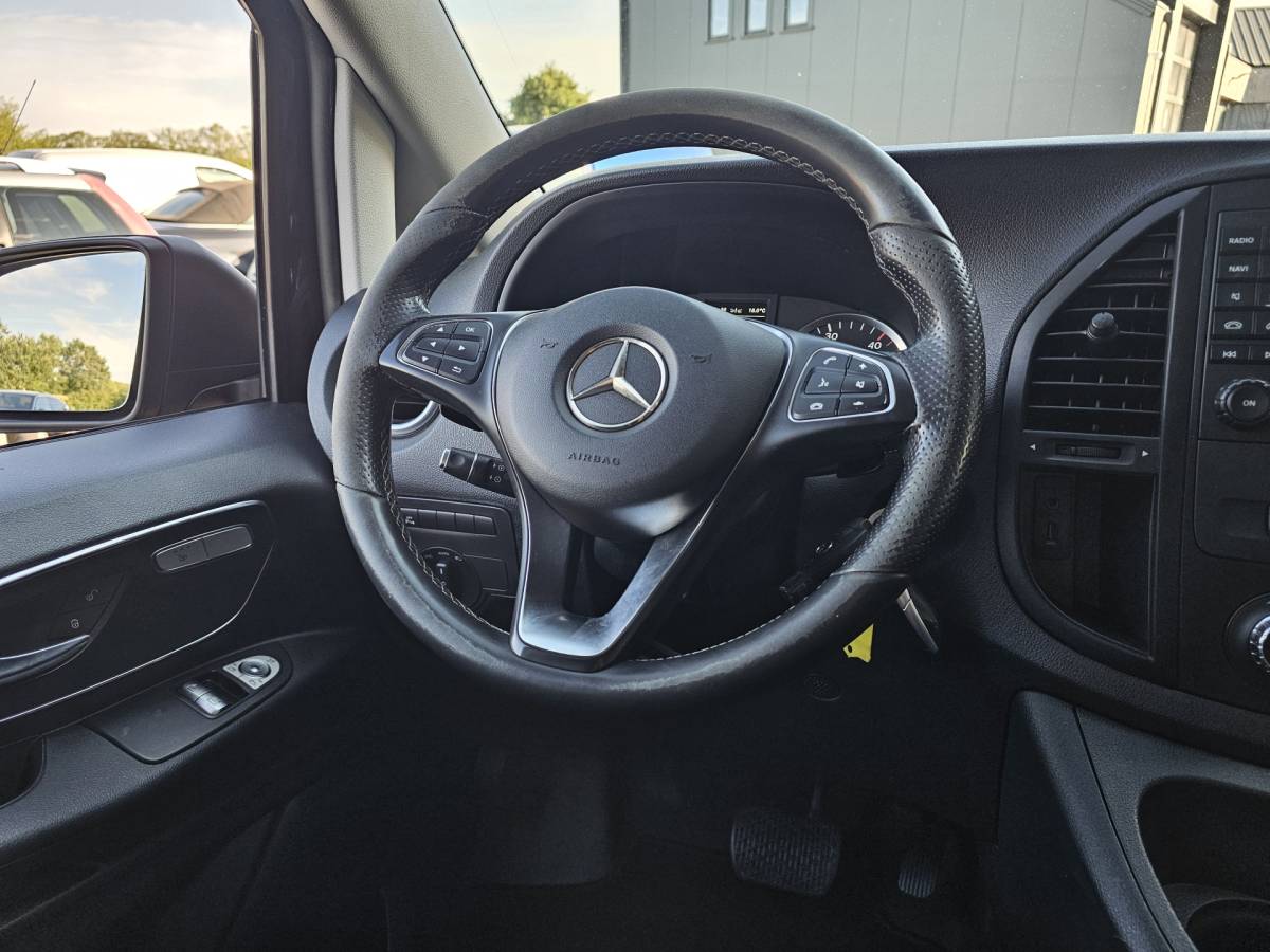 Mercedes-Benz Vito Mercedes-Benz Vito 116 CDI Lang DC Comfort Automaat | LED | Standkachel | Camera | Stoelverwarming | Leder | Trekhaak | Keyless | Blind Spot | Lane assist |