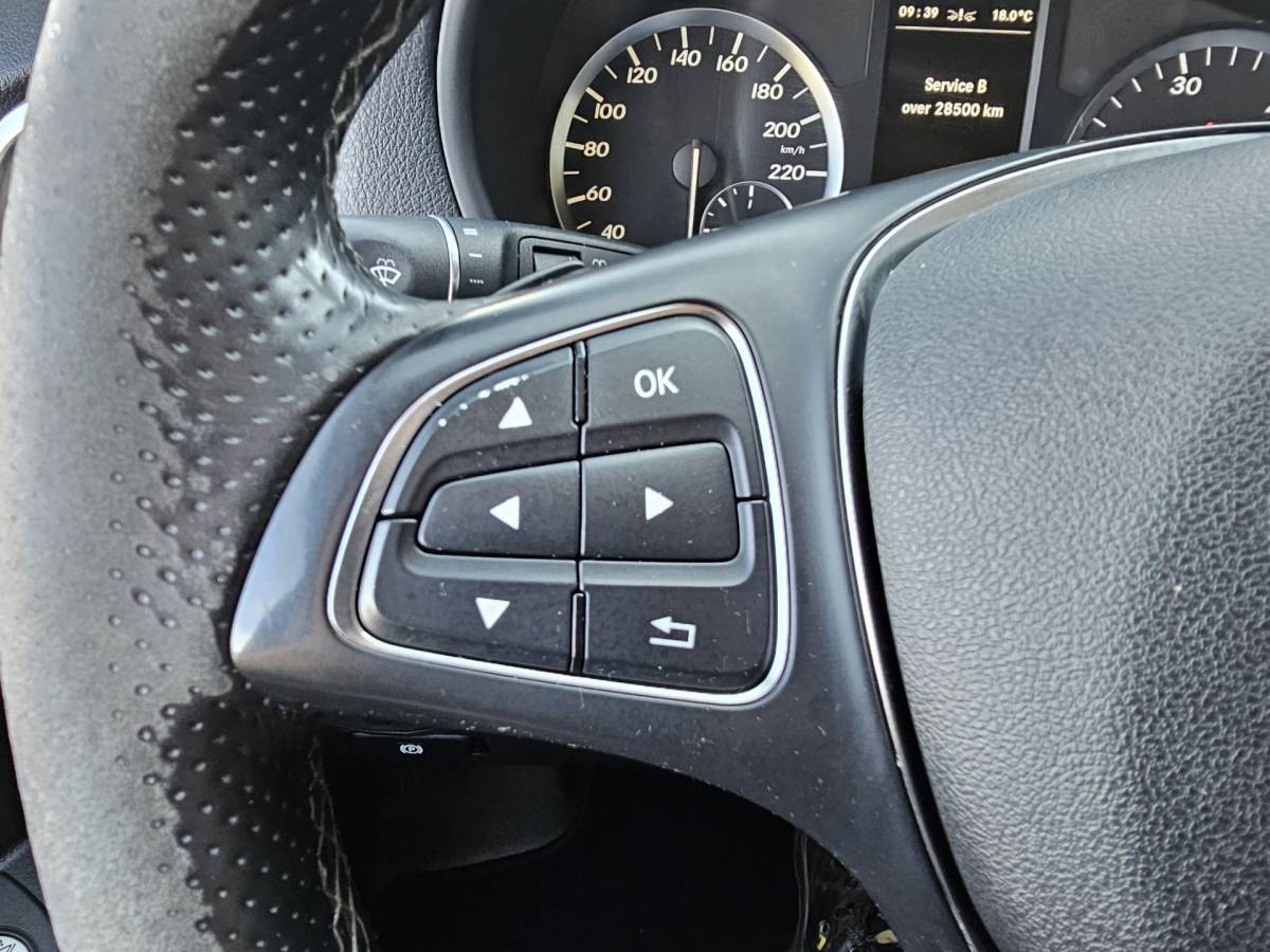 Mercedes-Benz Vito Mercedes-Benz Vito 116 CDI Lang DC Comfort Automaat | LED | Standkachel | Camera | Stoelverwarming | Leder | Trekhaak | Keyless | Blind Spot | Lane assist |