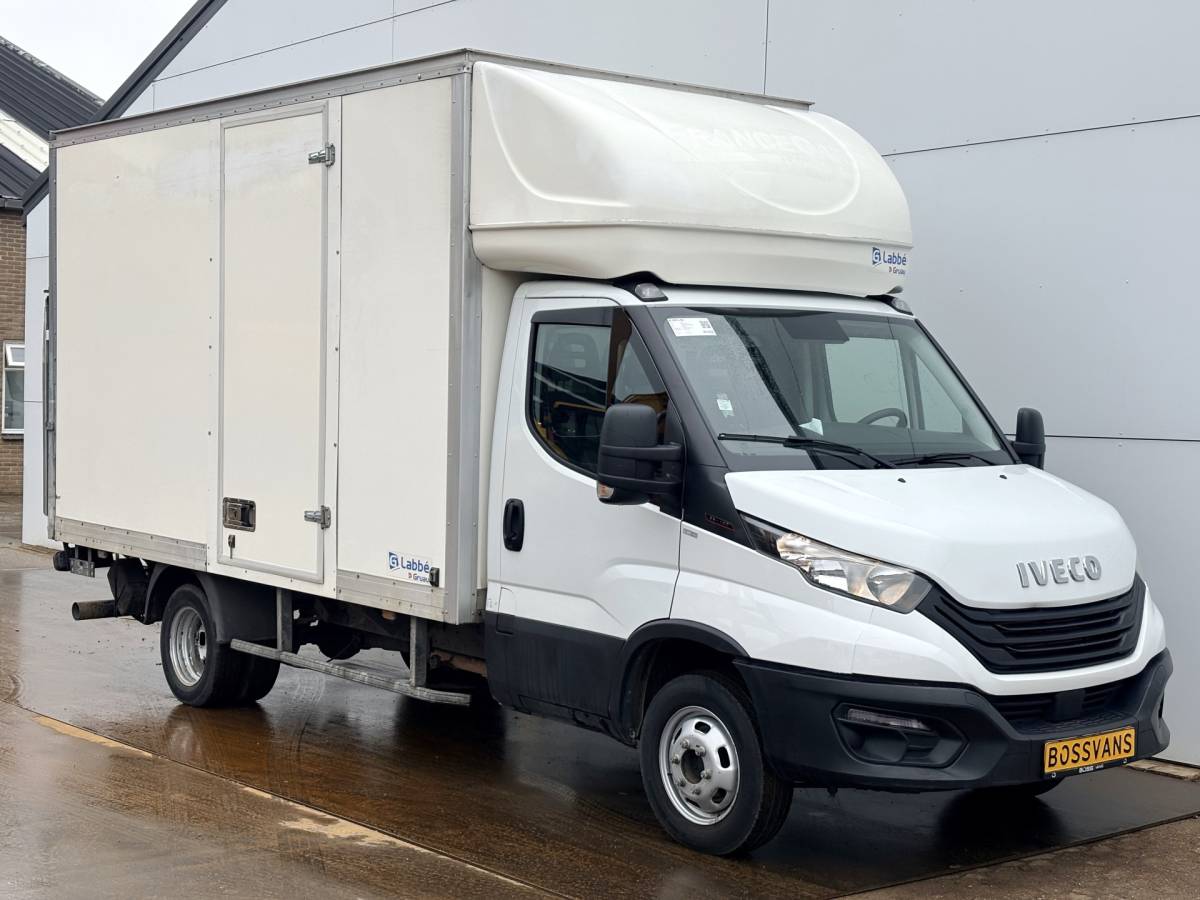 Iveco Daily Iveco Daily 35C16 3.0 160PK Laadklep Zijdeur Camera Climate Control Bluetooth Bakwagen Meubelbak Koffer
