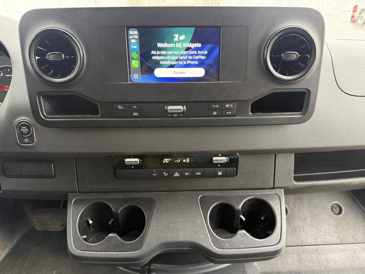 Mercedes-Benz Sprinter Mercedes-Benz Sprinter 315 1.9 CDI Automaat L3H2 Climate Control Adaptieve Cruise Carplay Trekhaak 2.8t Camera Stoelverwarming Parkeersensoren voor achter