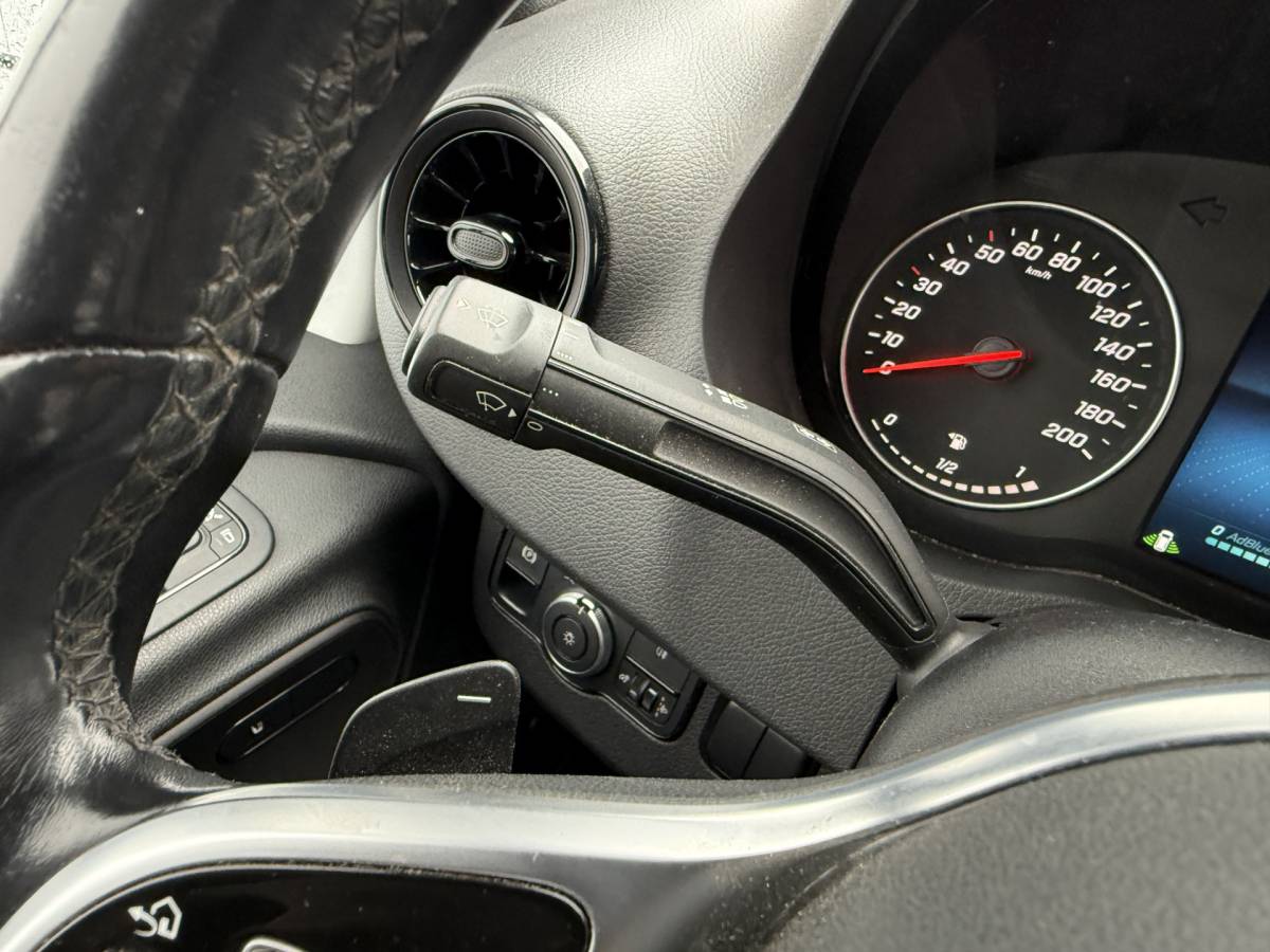 Mercedes-Benz Sprinter Mercedes-Benz Sprinter 315 1.9 CDI Automaat L3H2 Climate Control Adaptieve Cruise Carplay Trekhaak 2.8t Camera Stoelverwarming Parkeersensoren voor achter