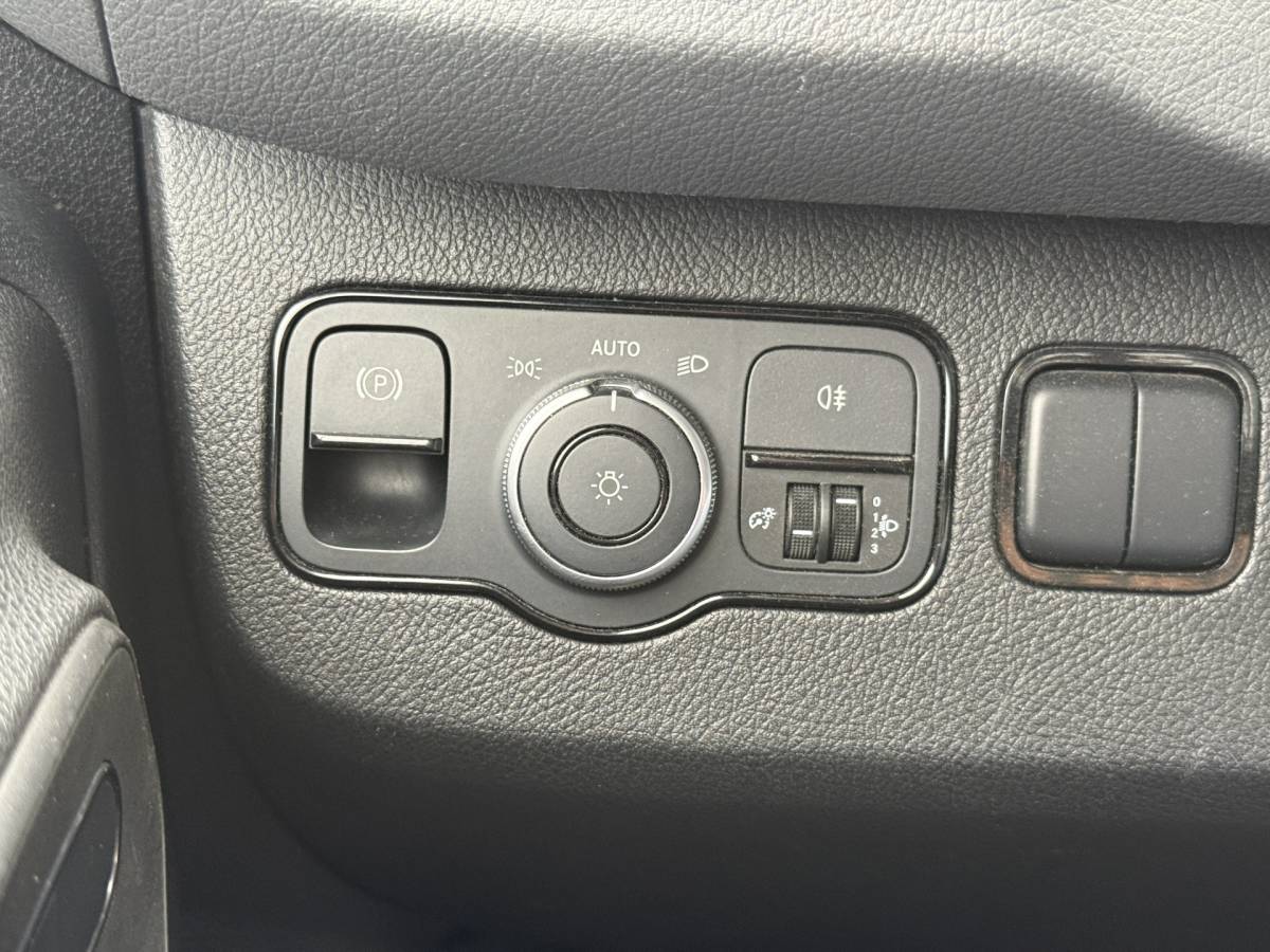 Mercedes-Benz Sprinter Mercedes-Benz Sprinter 315 1.9 CDI Automaat L3H2 Climate Control Adaptieve Cruise Carplay Trekhaak 2.8t Camera Stoelverwarming Parkeersensoren voor achter