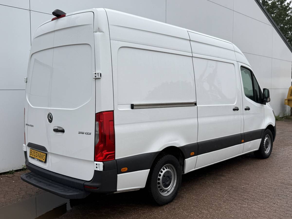 Mercedes-Benz Sprinter Mercedes-Benz Sprinter 314 2.2 CDI Automaat L2H2 Climate Control Cruise Control Carplay Camera