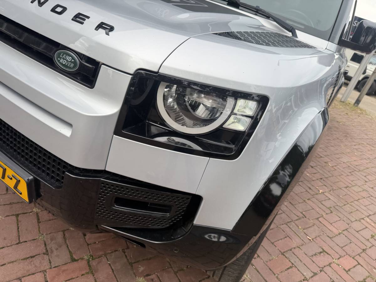 Land Rover Defender Land Rover Defender 3.0 D200 90 MHEV S Grijskenteken uit 2021 km 125.000