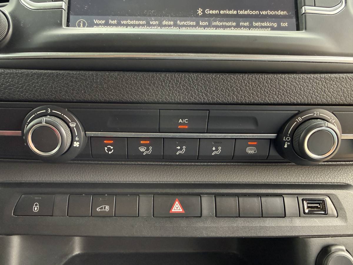 Fiat E-Scudo Fiat e-Scudo 50 kWh 136PK Elektrisch! L1 223km WLTP 94,9% (SOH) Snelladen Climate control Cruise control Carplay Parkeersensoren
