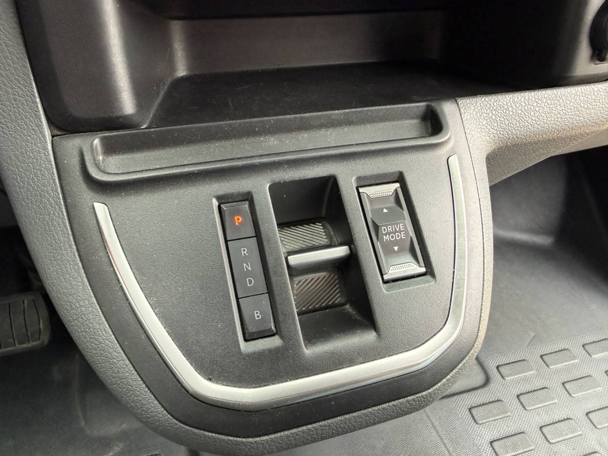 Fiat E-Scudo Fiat e-Scudo 50 kWh 136PK Elektrisch! L1 223km WLTP 94,9% (SOH) Snelladen Climate control Cruise control Carplay Parkeersensoren