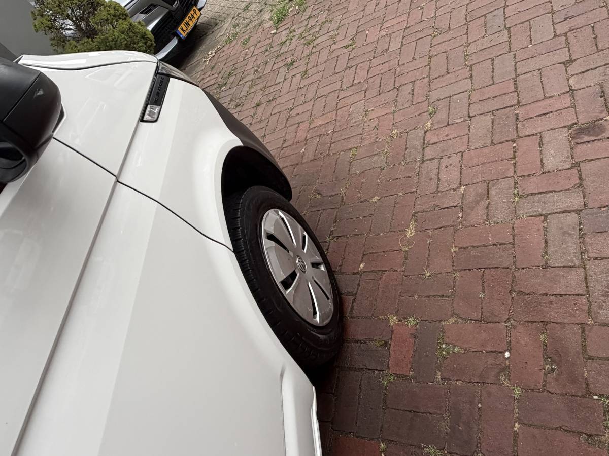 Volkswagen Transporter Volkswagen Transporter 2.0 TDI L2H3 Bj 2023 Km 37.000 BPM VRIJ APK 07-2027 1e eigenaar !!