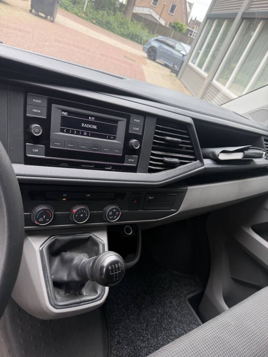 Volkswagen Transporter Volkswagen Transporter 2.0 TDI L2H3 Bj 2023 Km 37.000 BPM VRIJ APK 07-2027 1e eigenaar !!