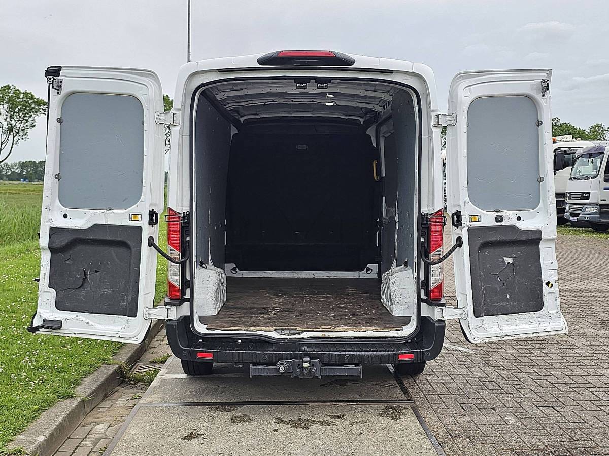 Ford Transit FORD TRANSIT 2.0 l2h2 automaat euro6!