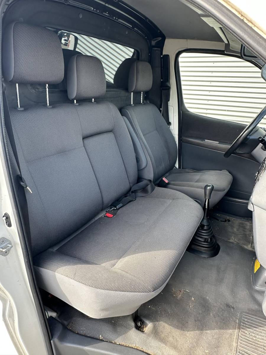 Toyota HiAce Toyota HiAce 2.5 D-4D KWB Comfort Airco/Clima