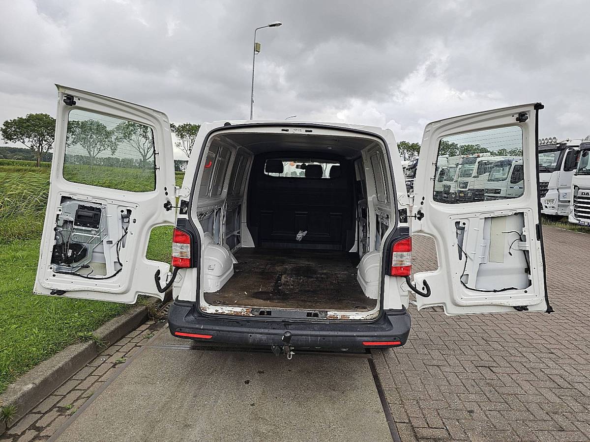 Volkswagen Transporter VOLKSWAGEN TRANSPORTER 2.0 TDI l2 140pk