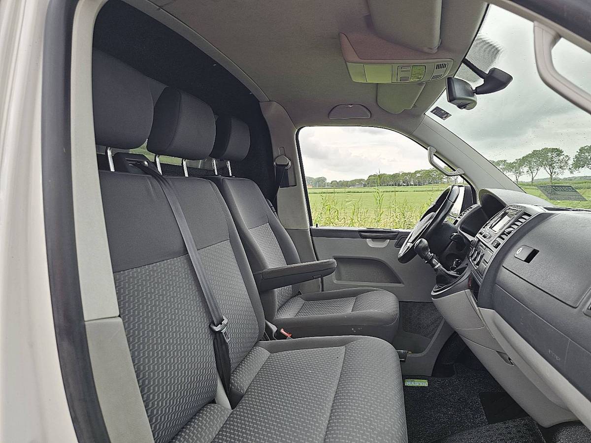 Volkswagen Transporter VOLKSWAGEN TRANSPORTER 2.0 TDI l2 140pk