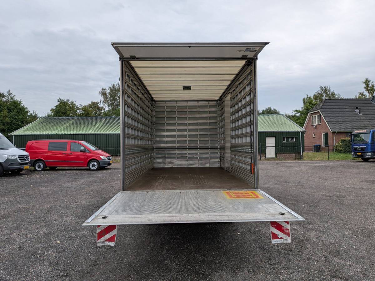 Mercedes-Benz Sprinter Mercedes-Benz Sprinter 316 2.2 CDI Bakwagen / laadklep / Airco / Cruise / Ladebordwand / Koffer