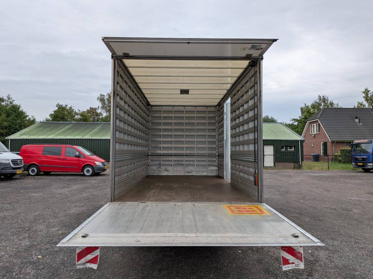 Mercedes-Benz Sprinter Mercedes-Benz Sprinter 316 2.2 CDI Bakwagen / laadklep / Airco / Cruise / Ladebordwand / Koffer