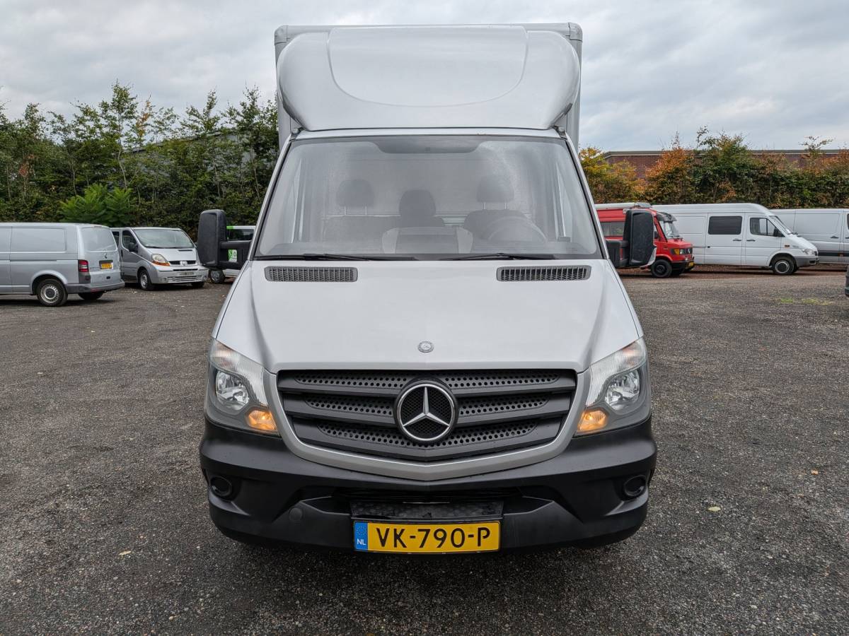 Mercedes-Benz Sprinter Mercedes-Benz Sprinter 316 2.2 CDI Bakwagen / laadklep / Airco / Cruise / Ladebordwand / Koffer