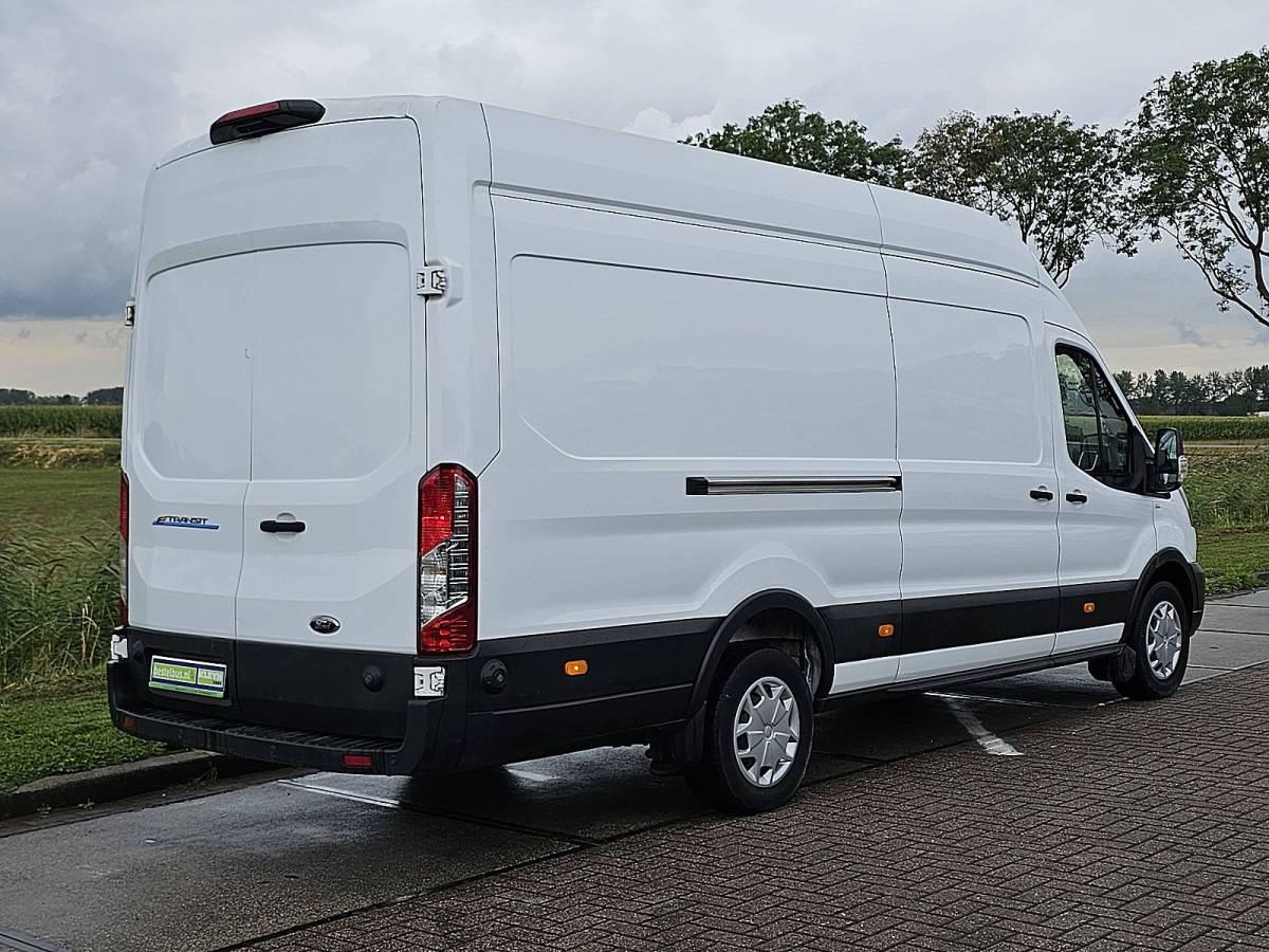 Ford E-Transit FORD E-TRANSIT l4h3 68kwh 317kmwltp