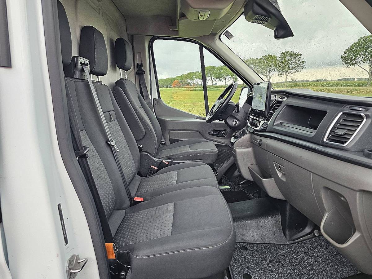 Ford E-Transit FORD E-TRANSIT l4h3 68kwh 317kmwltp