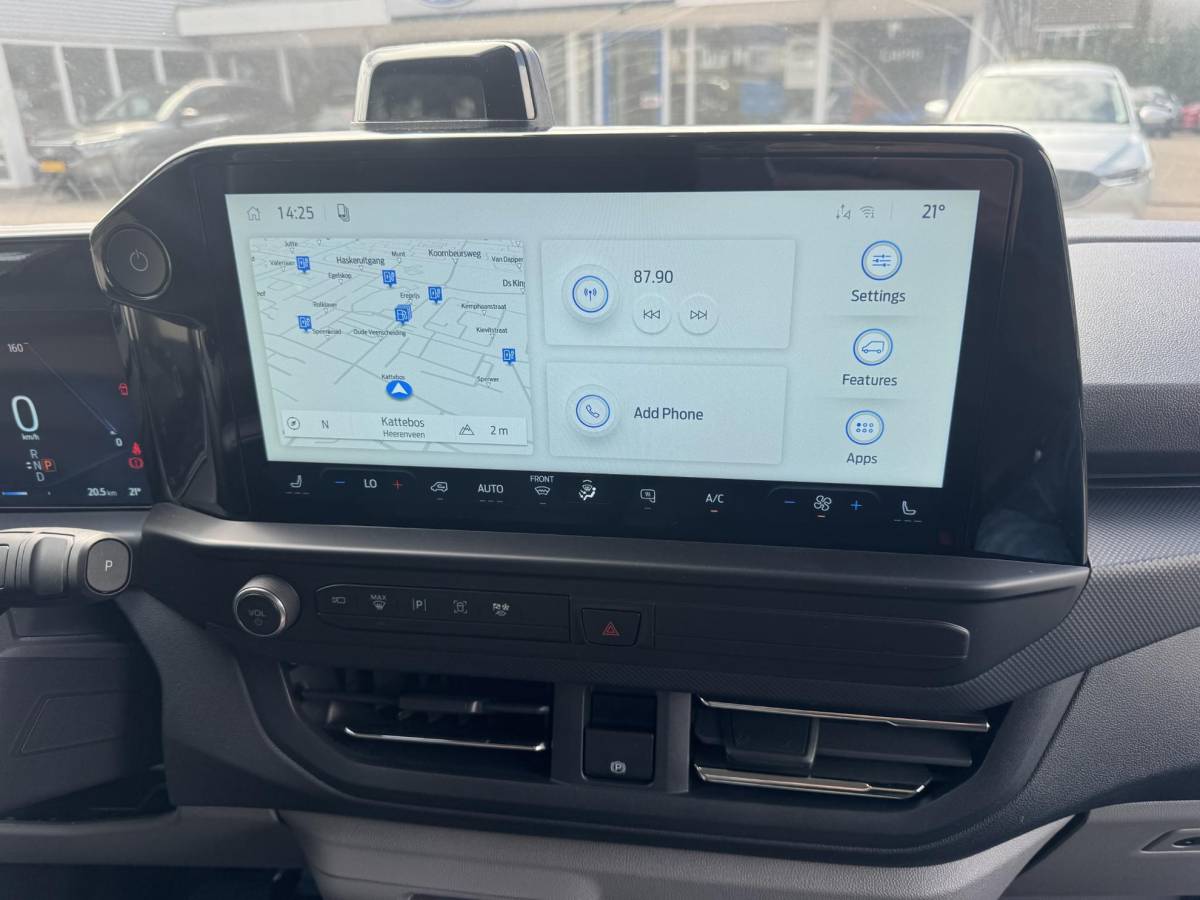 Ford E-Transit Custom Ford E-Transit Custom 340 L2H1 Limited 71 kWh | SCI | 218pk | Laadvloer bescherming | 12-weg verstel- en verwarmbare AGR bestuurders- en passagiersstoel Laadvloer bescherming,12-weg verstel- en verwarmbare AGR bestuurders- en passagiersstoel | Trekhaakvoorbereiding | 17 inch lichtmetalen velgen (Carbonised Grey) | Driver Assistent Pack Ultimate | AGM accu | BEV 3-fase oplaadkabel (mode 3, 32A, 10m)