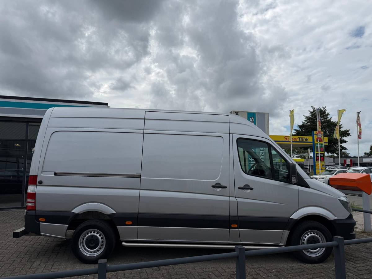 Mercedes-Benz Sprinter Mercedes-Benz Sprinter 316 CDI L2H2 E6 | NAP | 3.5T Trekhaak | Automaat | Leder | Cruise | Camera