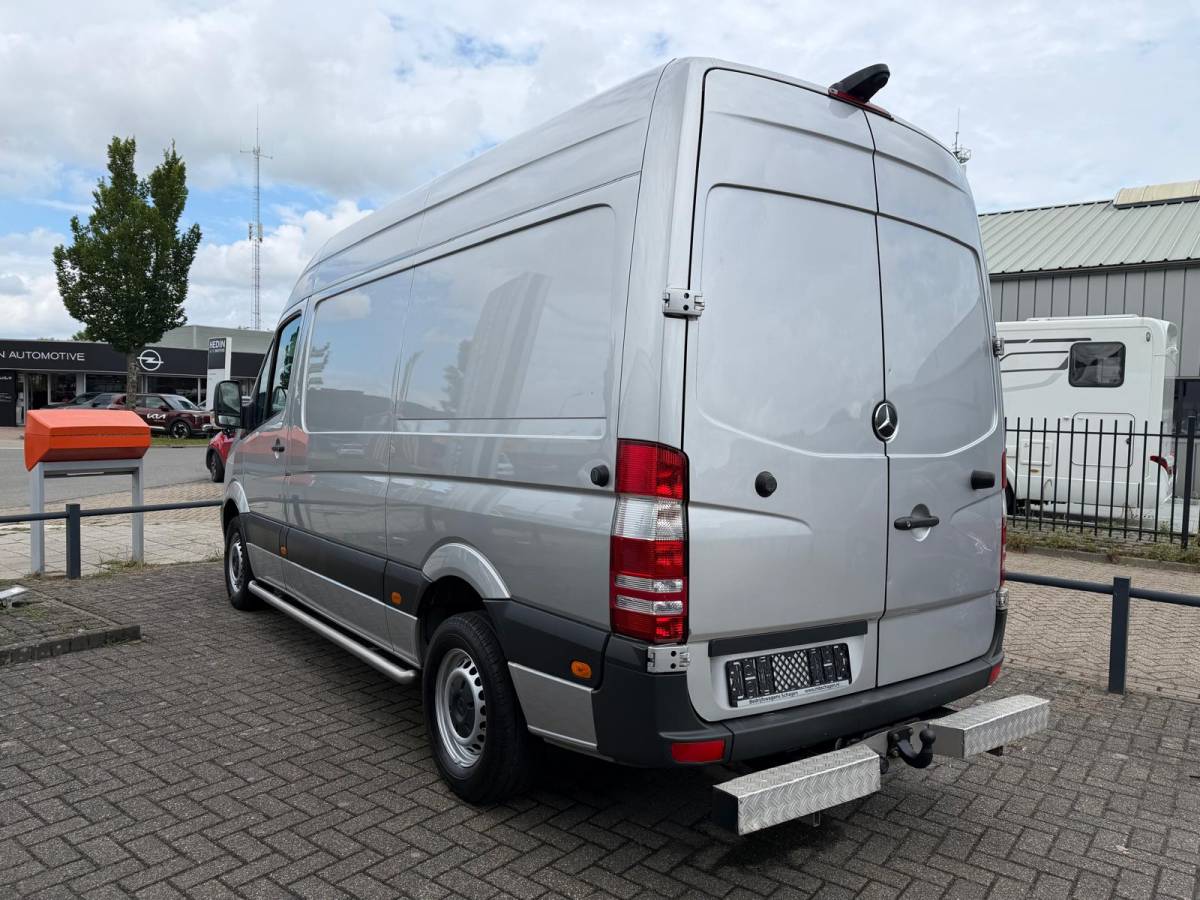 Mercedes-Benz Sprinter Mercedes-Benz Sprinter 316 CDI L2H2 E6 | NAP | 3.5T Trekhaak | Automaat | Leder | Cruise | Camera