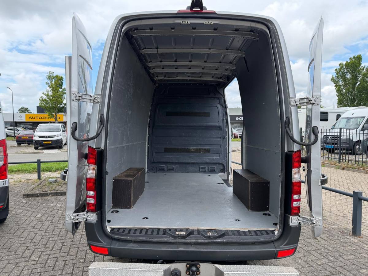 Mercedes-Benz Sprinter Mercedes-Benz Sprinter 316 CDI L2H2 E6 | NAP | 3.5T Trekhaak | Automaat | Leder | Cruise | Camera