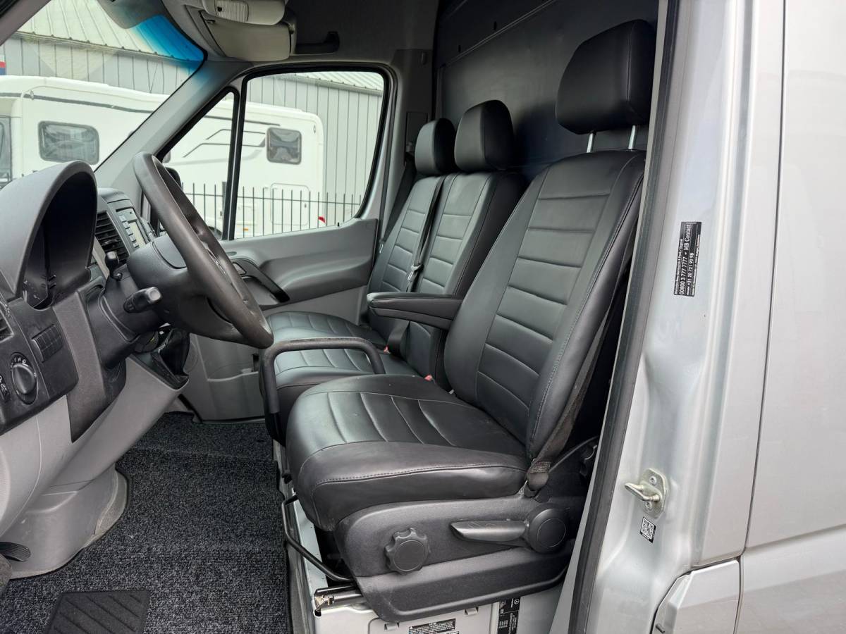Mercedes-Benz Sprinter Mercedes-Benz Sprinter 316 CDI L2H2 E6 | NAP | 3.5T Trekhaak | Automaat | Leder | Cruise | Camera