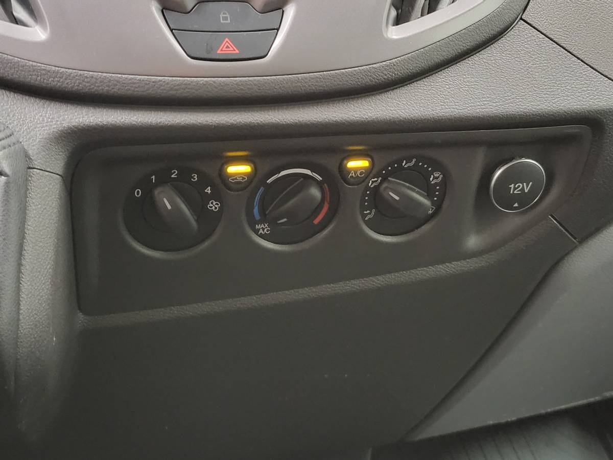 Ford Transit Ford Transit 2.0TDCI L2/H2 2800kg Trekgewicht Euro 6!