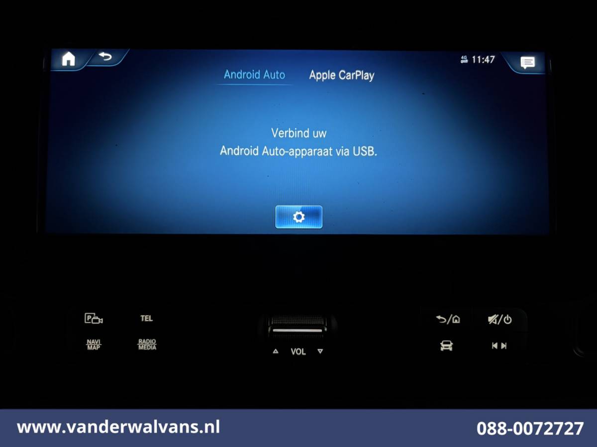 Mercedes-Benz Sprinter Mercedes-Benz Sprinter 317 CDI 170pk L3H2 Euro6 Airco | XXL MBUX | Camera | Navigatie | Apple Carplay | Cruisecontrol Android Auto, Bijrijdersbank