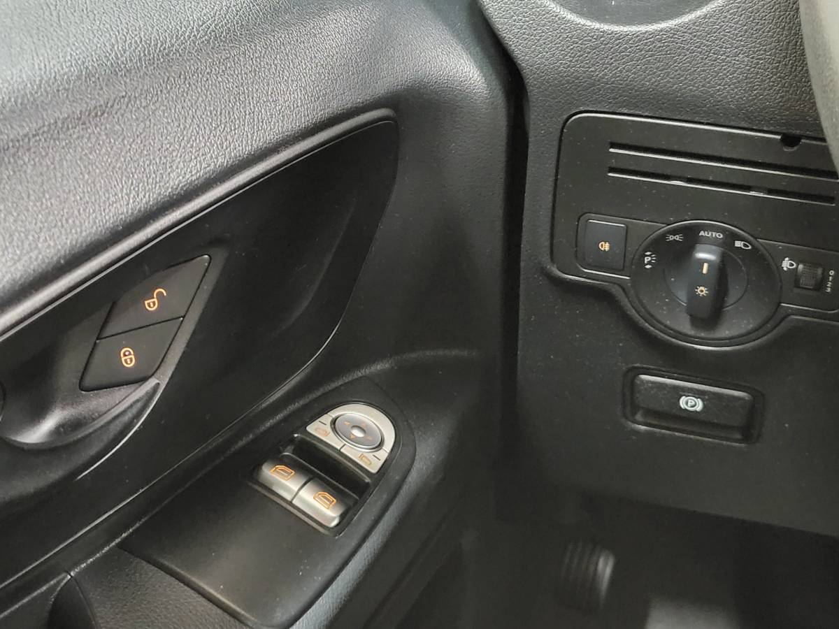 Mercedes-Benz Vito Mercedes-Benz Vito 114CDI L2/H1 Automaat Euro 6!