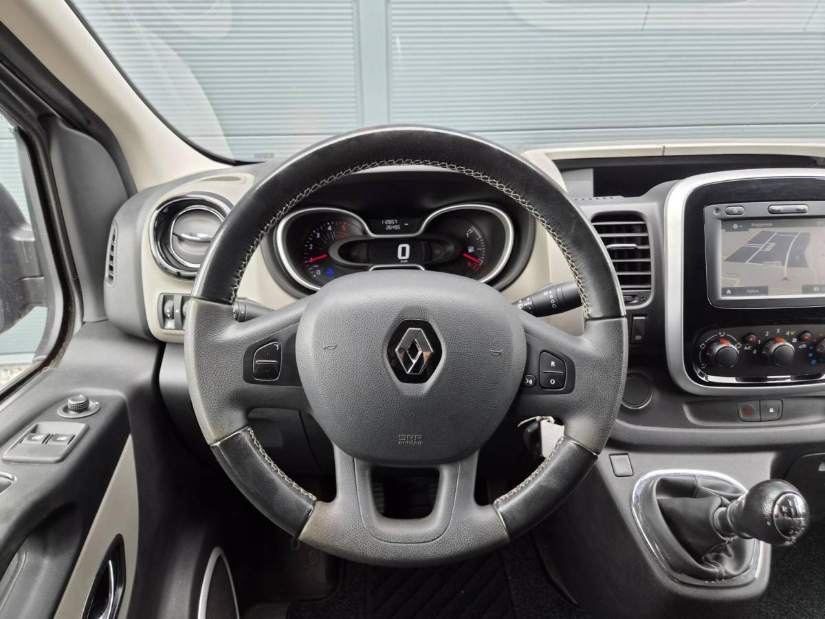 Renault Trafic Renault Trafic 1.6 dCi T29 L2H1 Airco Cruise Navi 125pk