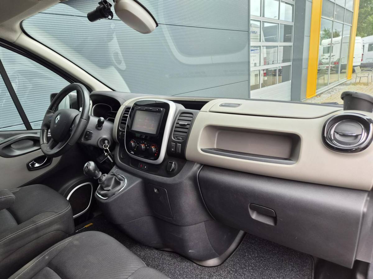 Renault Trafic Renault Trafic 1.6 dCi T29 L2H1 Airco Cruise Navi 125pk