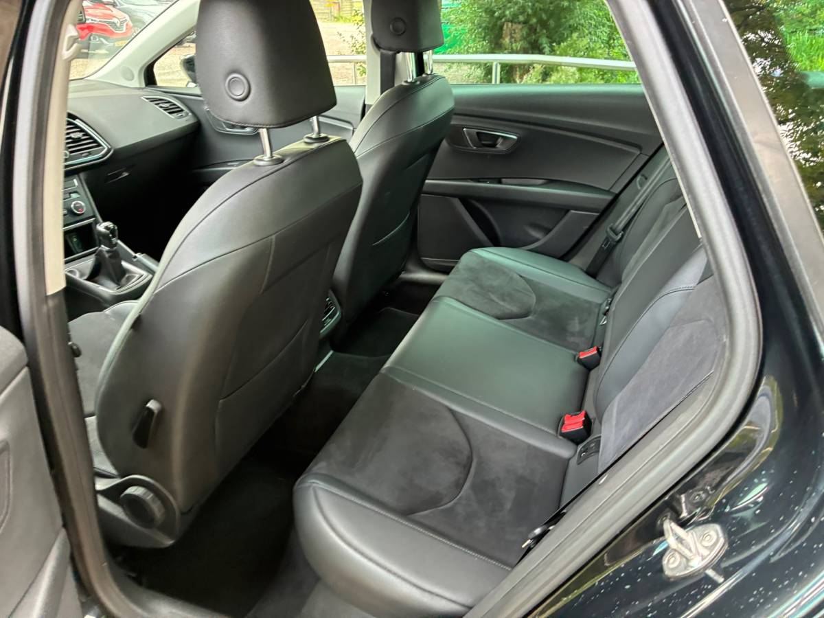 SEAT Leon Seat Leon ST 1.2 TSI Style First Edition | Half leder + Cruise + Clima nu € 5.975,-!!!