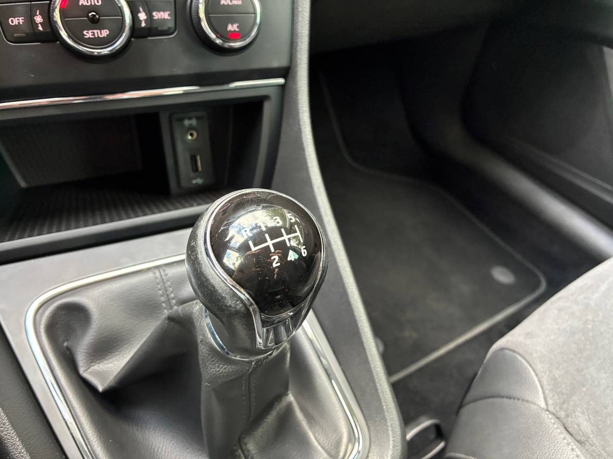 SEAT Leon Seat Leon ST 1.2 TSI Style First Edition | Half leder + Cruise + Clima nu € 5.975,-!!!