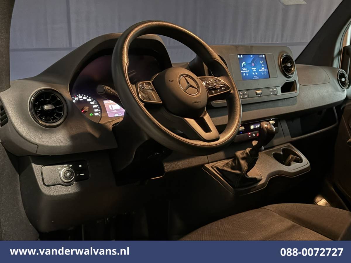 Mercedes-Benz Sprinter Mercedes-Benz Sprinter 317 CDI 170pk L2H2 Euro6 Airco | Camera | Navigatie | Apple Carplay | LED | Stoelverwarming Android Auto, Parkeersensoren