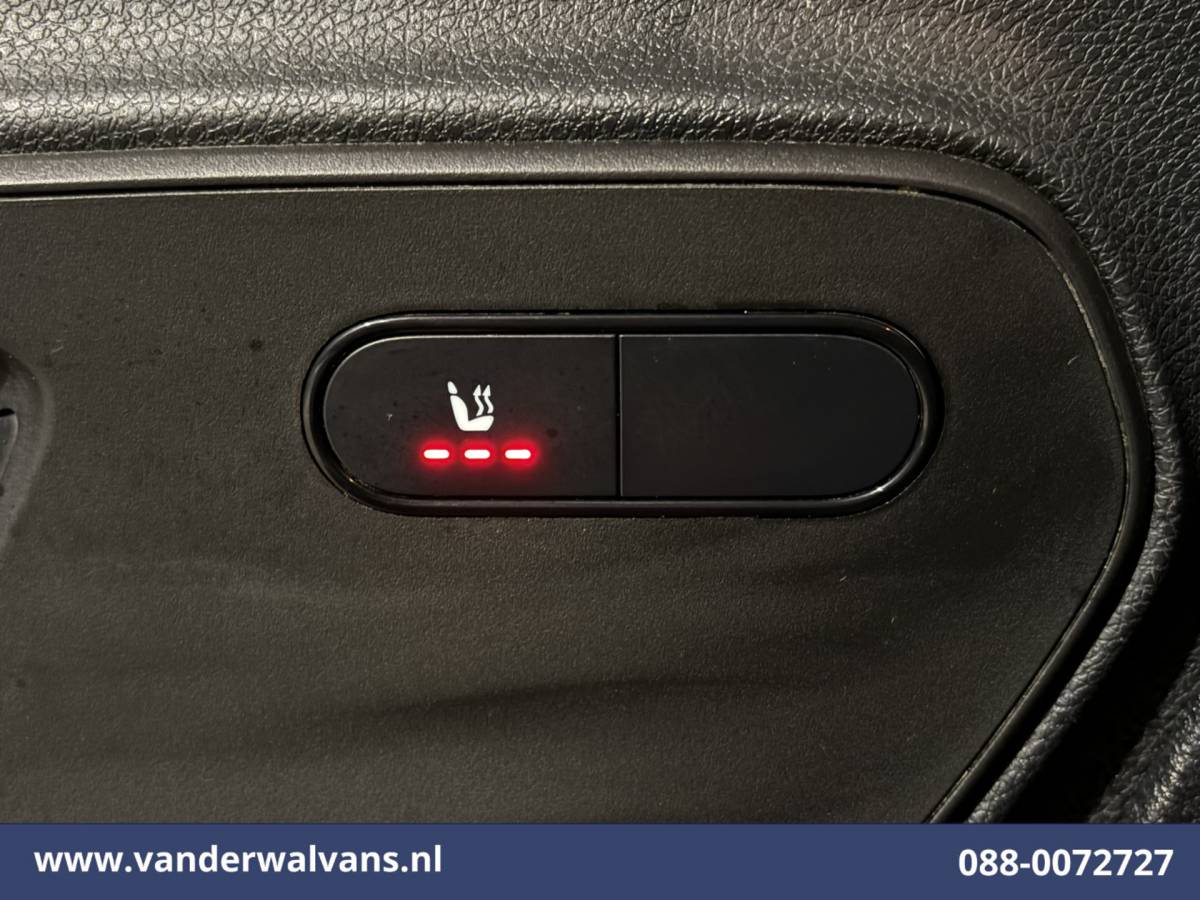 Mercedes-Benz Sprinter Mercedes-Benz Sprinter 317 CDI 170pk L2H2 Euro6 Airco | Camera | Navigatie | Apple Carplay | LED | Stoelverwarming Android Auto, Parkeersensoren