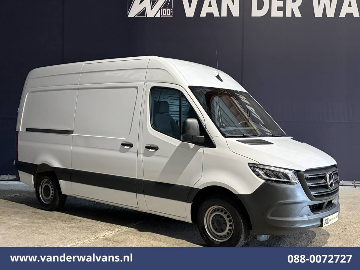 Mercedes-Benz Sprinter Mercedes-Benz Sprinter 317 CDI 170pk L2H2 Euro6 Airco | Camera | Navigatie | Apple Carplay | LED | Stoelverwarming Android Auto, Parkeersensoren