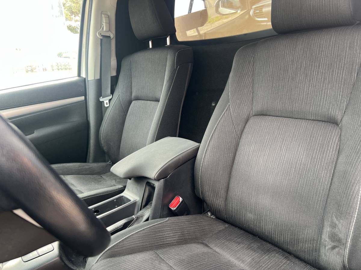 Toyota Hilux Toyota HiLux 2.4 D-4D-F Double Cab Professional