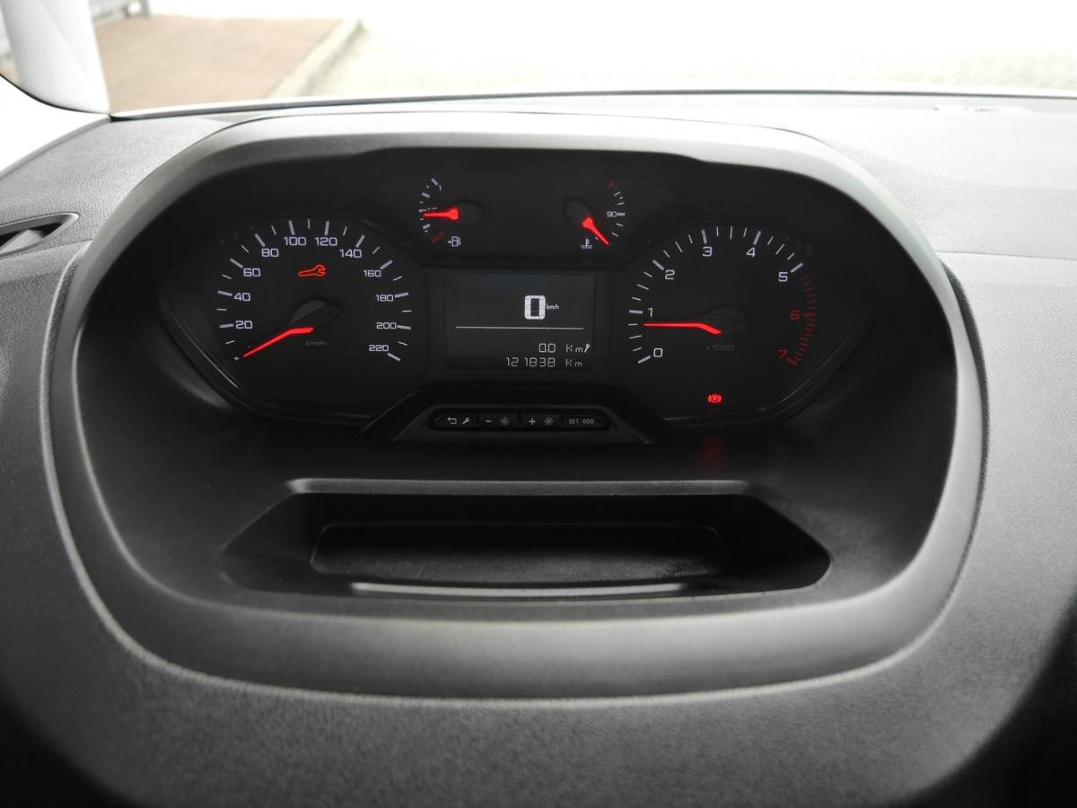 Peugeot Partner Peugeot Partner 1.6 BlueHDI Premium Long | Marge auto | Airco | Cruise control | Navigatie | Parkeersensoren achter | Laadruimte betimmering