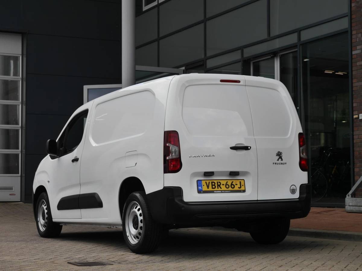 Peugeot Partner Peugeot Partner 1.6 BlueHDI Premium Long | Marge auto | Airco | Cruise control | Navigatie | Parkeersensoren achter | Laadruimte betimmering