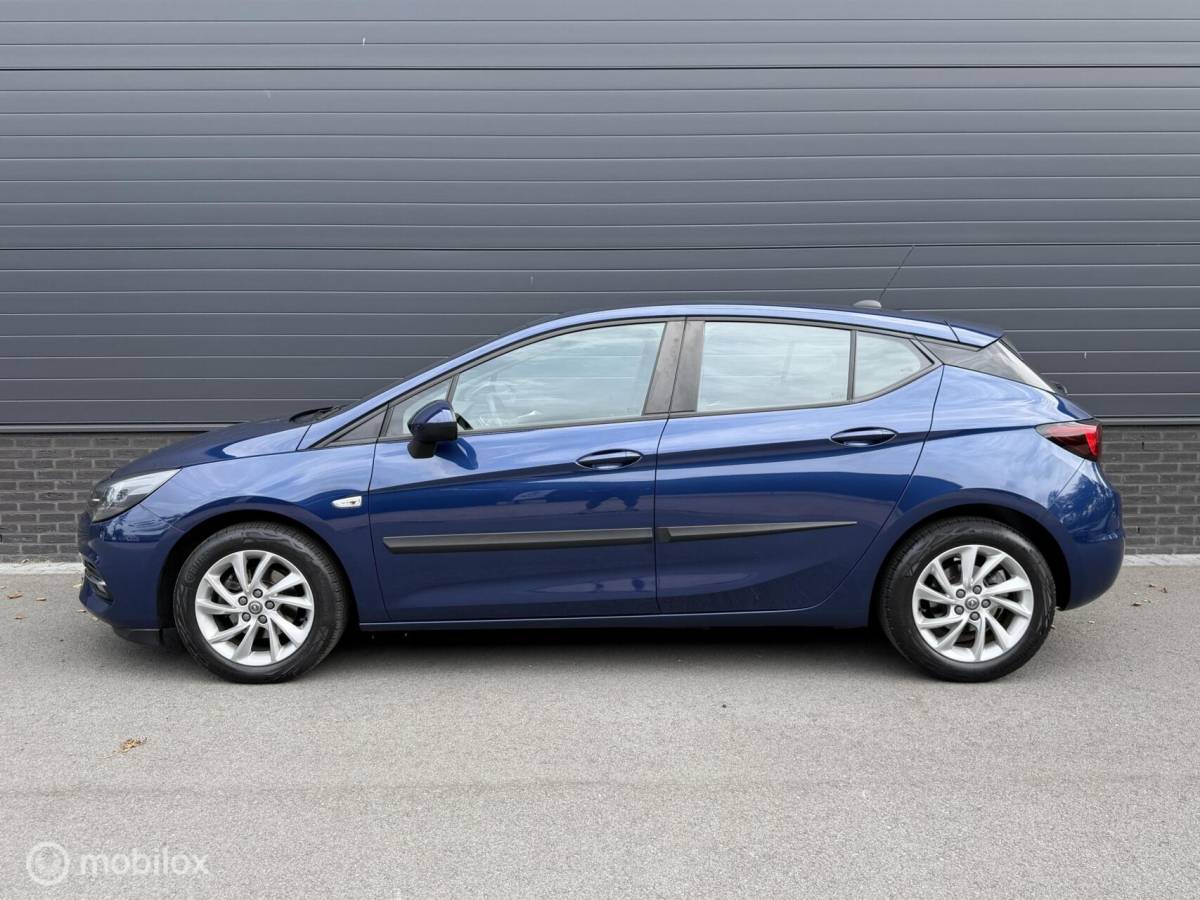 Opel Astra Opel Astra 1.2 Turbo Edition CLIMA*CRUISE*CARPLAY*HAAK*NAP!*LED