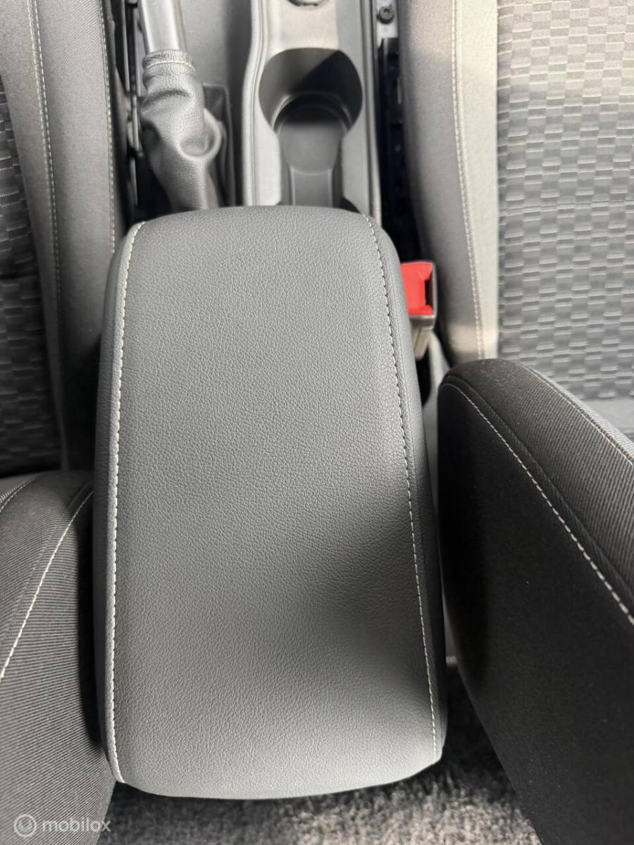 Opel Astra Opel Astra 1.2 Turbo Edition CLIMA*CRUISE*CARPLAY*HAAK*NAP!*LED