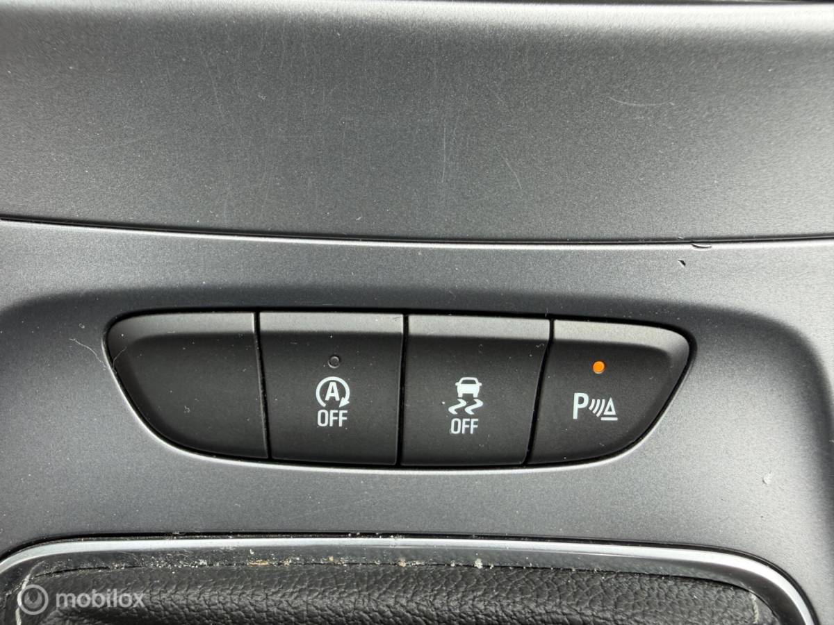 Opel Astra Opel Astra 1.2 Turbo Edition CLIMA*CRUISE*CARPLAY*HAAK*NAP!*LED