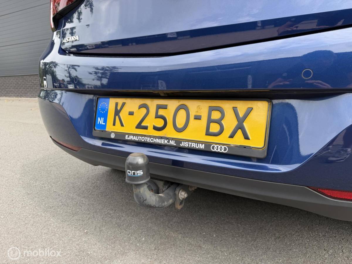 Opel Astra Opel Astra 1.2 Turbo Edition CLIMA*CRUISE*CARPLAY*HAAK*NAP!*LED