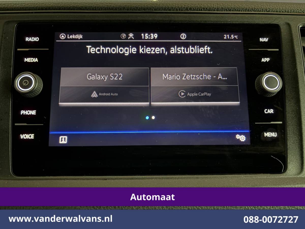 Volkswagen Crafter Volkswagen Crafter 2.0 TDI 141pk Automaat L3H3 L2H2 Euro6 Airco | Camera | Navigatie | Apple Carplay Android Auto, Parkeersensoren, Bijrijdersbank, 3000kg trekvermogen